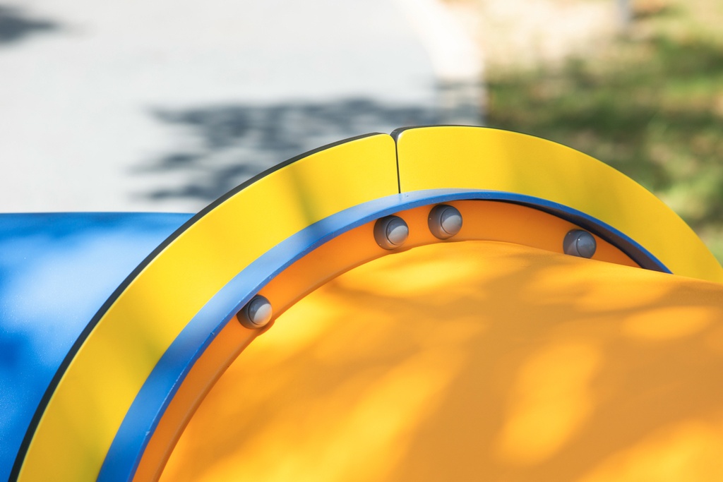 Kriechtunnel „Raupe“