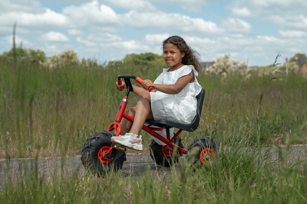 Dreirad mit Traktorreifen