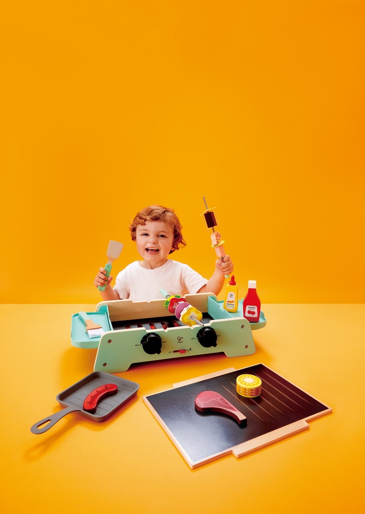 Grill mit Gusseisener Pfanne