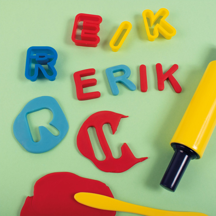 Ausstechformen für Knete - Buchstaben und Zahlen