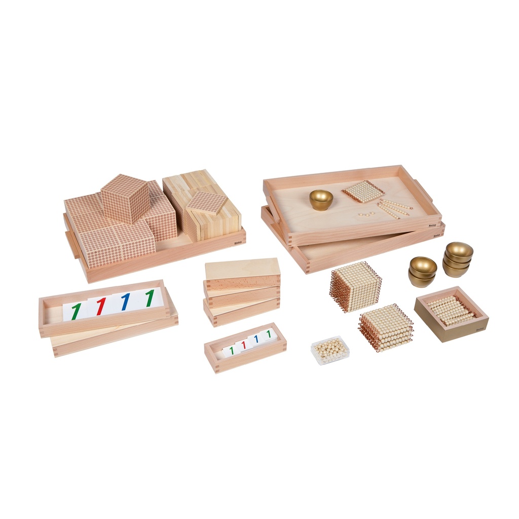 Goldenes Perlenmaterial mit Kartensätzen: Lose Perlen - Glas